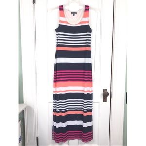 Jessica Howard Sleeveless Maxi Dress